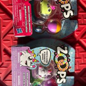 Hasbro Zoops Colorful Zooming Creatures